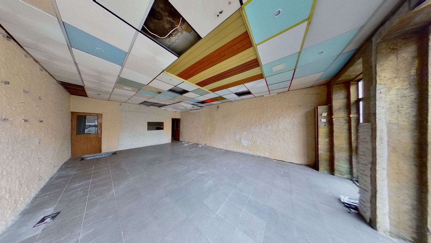 Edificio en Porto, Portugal 334 m² No. 83006