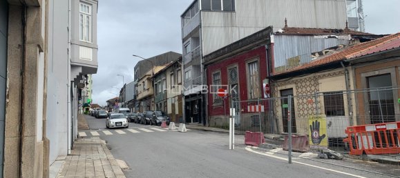 Edificio en Porto, Portugal 334 m² No. 83006 16