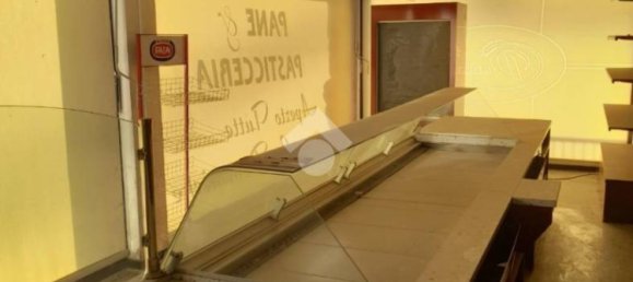 1-salle Propriété commerciale à San Paolo d'Argon, Italy No. 128937 14