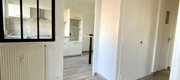2 bedrooms Apartment in Reims, France No. 55804 15