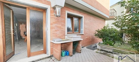 5-Zimmer Wohnung in Rome, Italy, Nr. 40253 2