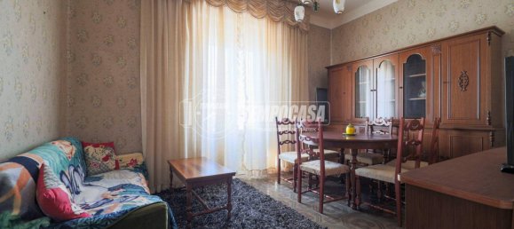 3 bedrooms House in Forlì, Italy No. 290903 4