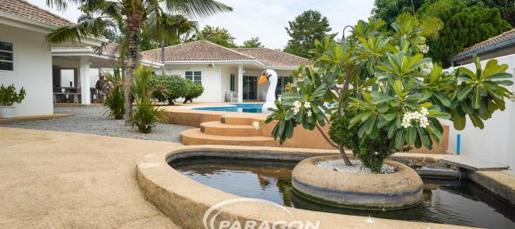  Commercial property in Pattaya, Thailand No. 8684 2