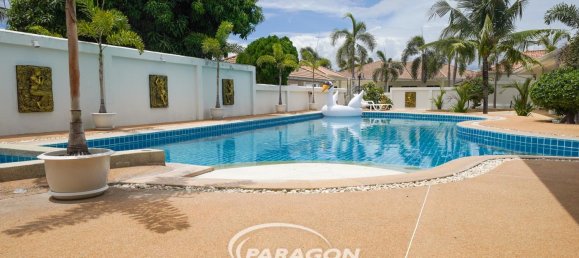  Commercial property in Pattaya, Thailand No. 8684 21