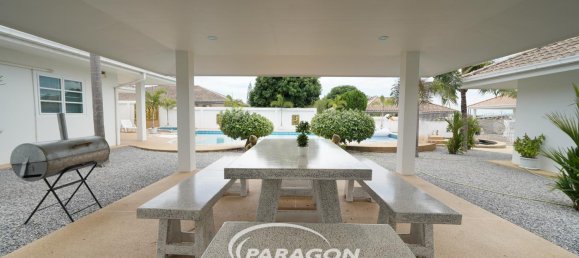  Commercial property in Pattaya, Thailand No. 8684 27