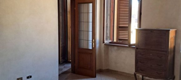 7 rooms House in Mantua, Italy No. 314772 5