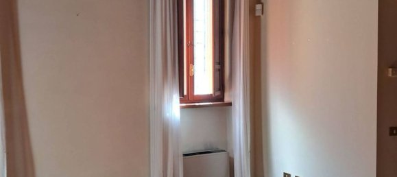 7 rooms House in Mantua, Italy No. 314772 3