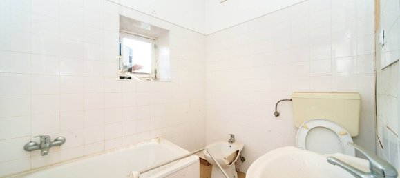 140m² Building in Lisbon, Portugal No. 130514 5