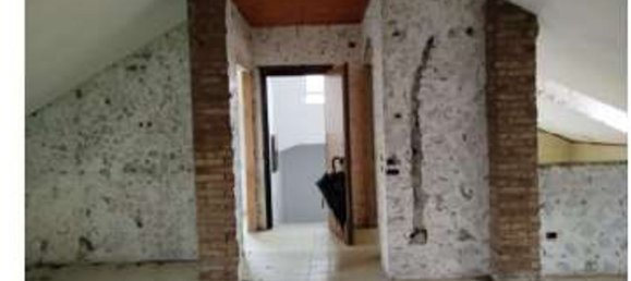 Квартира с 2 комнатами в Вогера, Италия № 270316 4