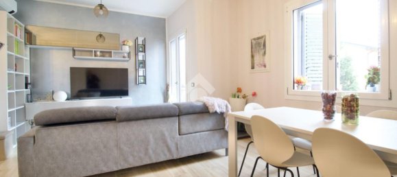 3 rooms Villa in Reggio Emilia, Italy No. 15557 23