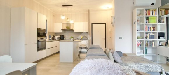 3 rooms Villa in Reggio Emilia, Italy No. 15557 19