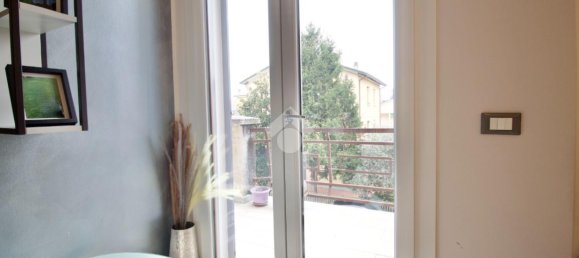 3 rooms Villa in Reggio Emilia, Italy No. 15557 27