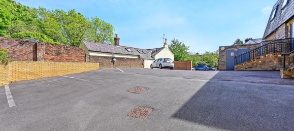 2 bedrooms Apartment in Epsom, United Kingdom No. 9713 6