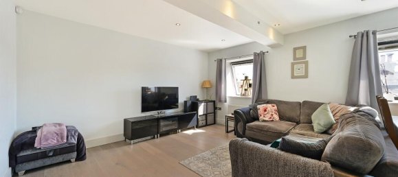 2 bedrooms Apartment in Epsom, United Kingdom No. 9713 5