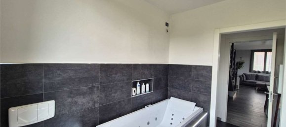 3-Zimmer Wohnung in Besana in Brianza, Italy, Nr. 303445 7