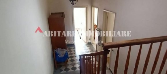 7 rooms House in Viareggio, Italy No. 16058 6