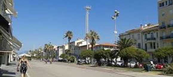 7 rooms House in Viareggio, Italy No. 16058 18