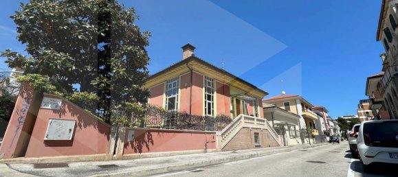 3غرفة شقة في Pescara, Italy رقم 26282 13