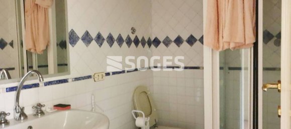 2 bedrooms Apartment in Montevarchi, Italy No. 87467 8