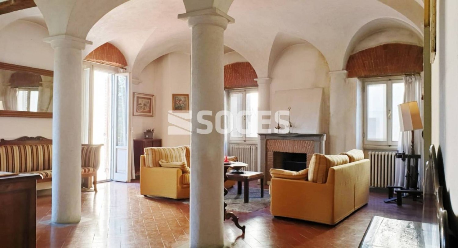 2 bedrooms Apartment in Montevarchi, Italy No. 87467