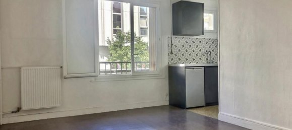 1 bedroom Apartment in Clamart, France No. 328802 14