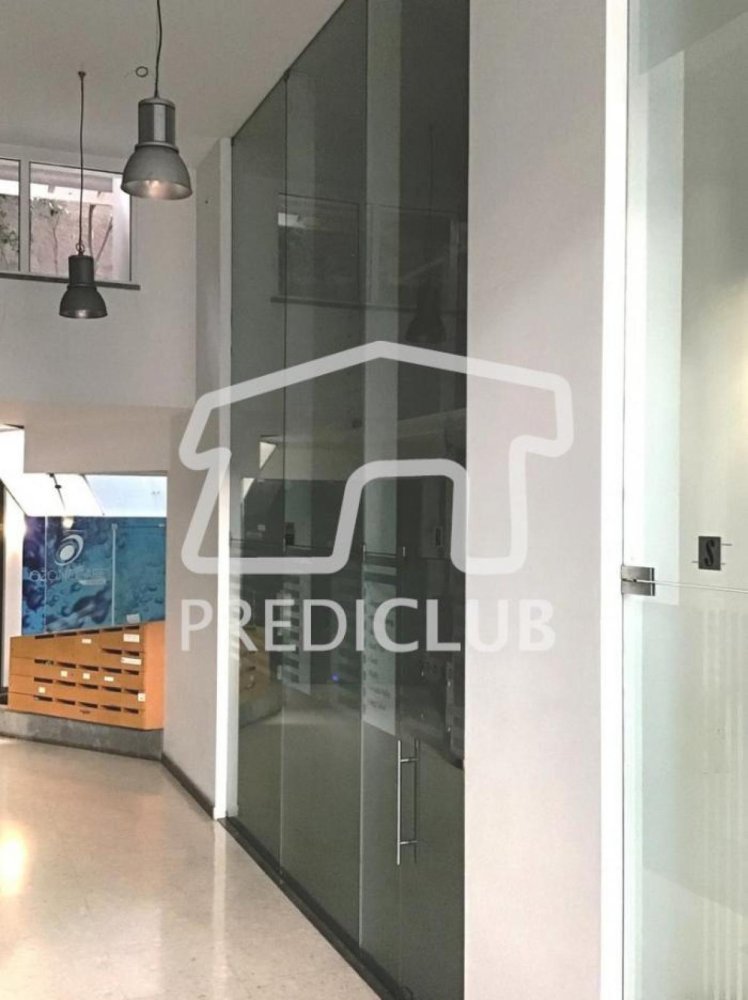 Laden in Funchal, Portugal 62m², Nr. 1796