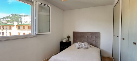 2 rooms Apartment in Toulon, France No. 337600 4