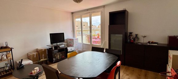 2 rooms Apartment in Toulon, France No. 337600 3