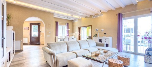 4 Schlafzimmer Villa in Istan, Spain, Nr. 133396 9