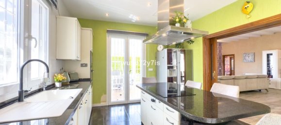 4 Schlafzimmer Villa in Istan, Spain, Nr. 133396 18