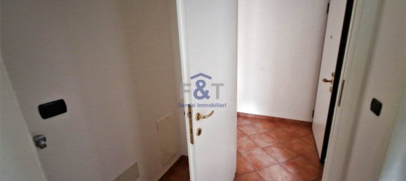 1 bedroom Apartment in Gemonio, Italy No. 8312 40