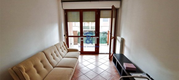 1 bedroom Apartment in Gemonio, Italy No. 8312 6