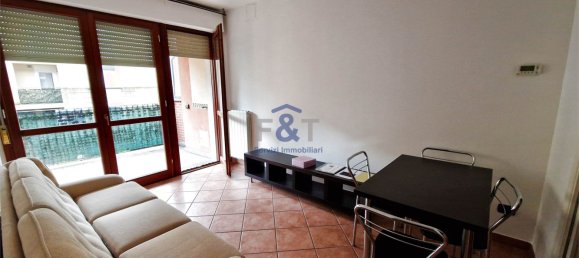 1 bedroom Apartment in Gemonio, Italy No. 8312 4