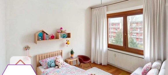 Квартира с 2 спальнями в Бургуэн-Жальё, Франция № 198888 5