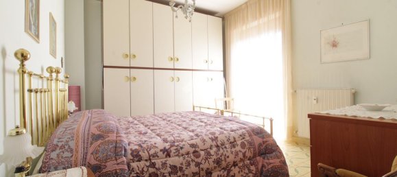 Квартира с 4 комнатами в Терни, Италия № 9244 7