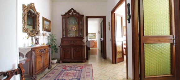 Квартира с 4 комнатами в Терни, Италия № 9244 2