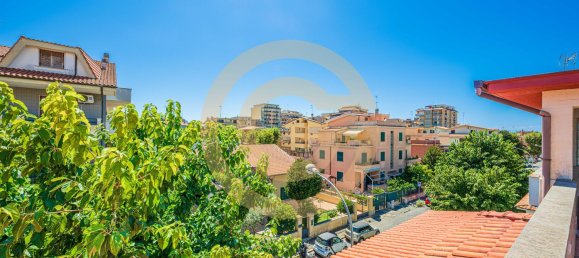 5 rooms House in Ladispoli, Italy No. 297248 32