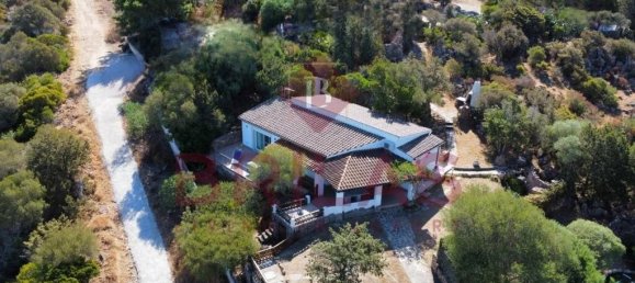 3 bedrooms Villa in Olbia, Italy No. 329332 4