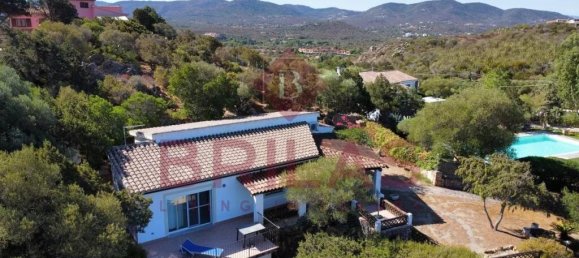 3 bedrooms Villa in Olbia, Italy No. 329332 3