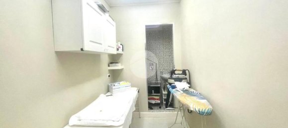 Квартира с 2 спальнями в Неаполь, Италия № 329181 18