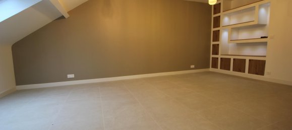 2 chambres Appartement à Sainte-Geneviève-des-Bois, France No. 150095 2