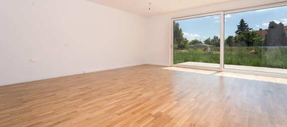 4 rooms Townhouse in Weikendorf, Austria No. 226456 2