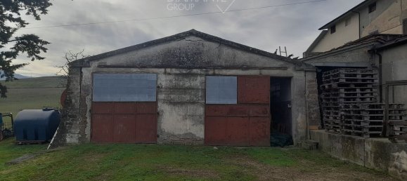 6 rooms House in Castel del Piano, Italy No. 45621 23