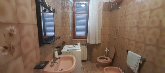 6 rooms House in Castel del Piano, Italy No. 45621 18