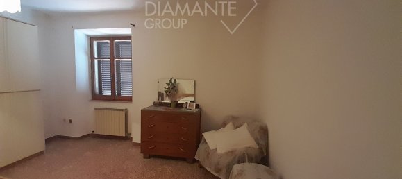 6 rooms House in Castel del Piano, Italy No. 45621 17