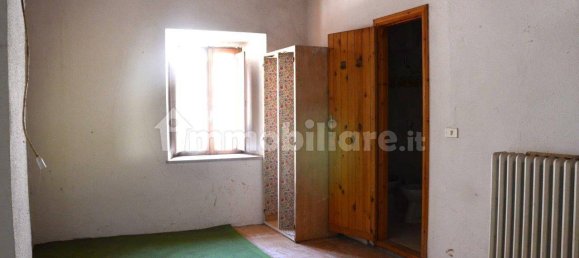 2 bedrooms House in Ovindoli, Italy No. 89115 4