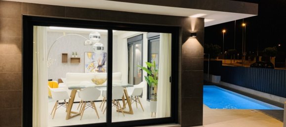 Вилла с 3 спальнями в Дайя Нуэва, Испания № 6733 10