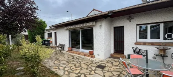 Casa de 2 dormitorios en Savigny-sur-Orge, France No. 321632 4