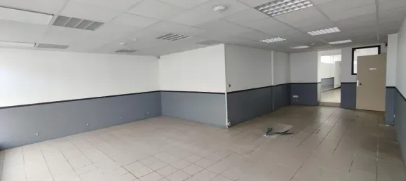 Imóvel comercial de 6 divisões em Mont-de-Marsan, France N.º 352789 2