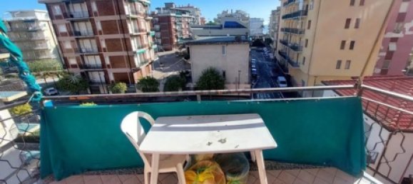 Квартира с 2 комнатами в Боргетто Санто Спирито, Италия № 238656 16